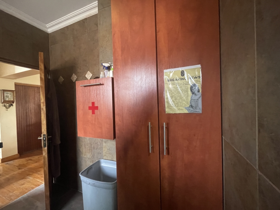 3 Bedroom Property for Sale in Country Club Western Cape